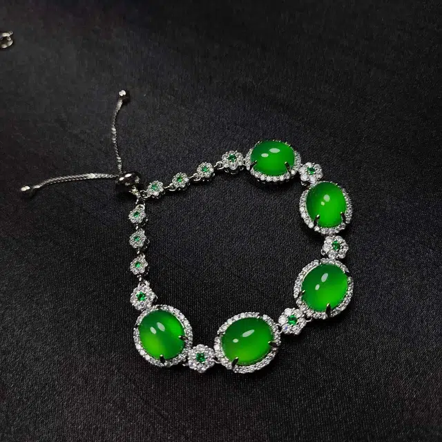 识恩 薄荷冰绿鸽子蛋豪华 新中式轻奢高级感国潮复古风＃好运 精致简约时尚气质优雅温婉小众设计 玉髓 手链 男款