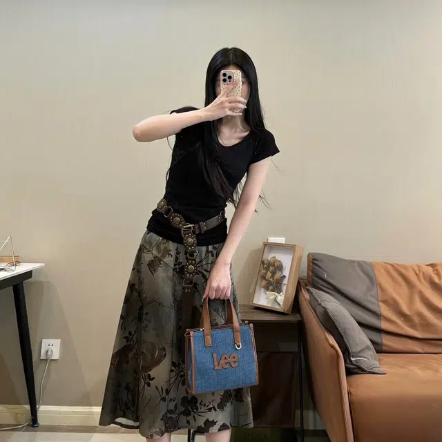 Lee