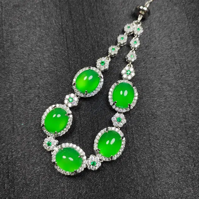 识恩 薄荷冰绿鸽子蛋豪华 新中式轻奢高级感国潮复古风＃好运 精致简约时尚气质优雅温婉小众设计 玉髓 手链 男款