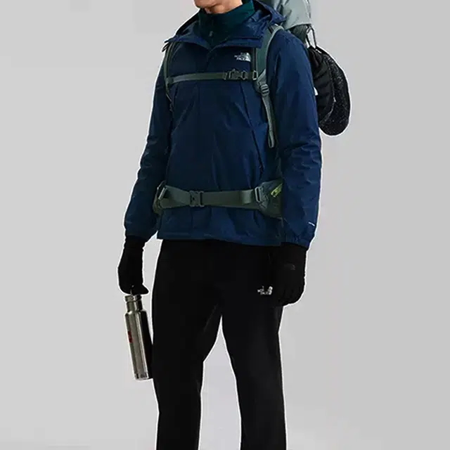 THE NORTH FACE