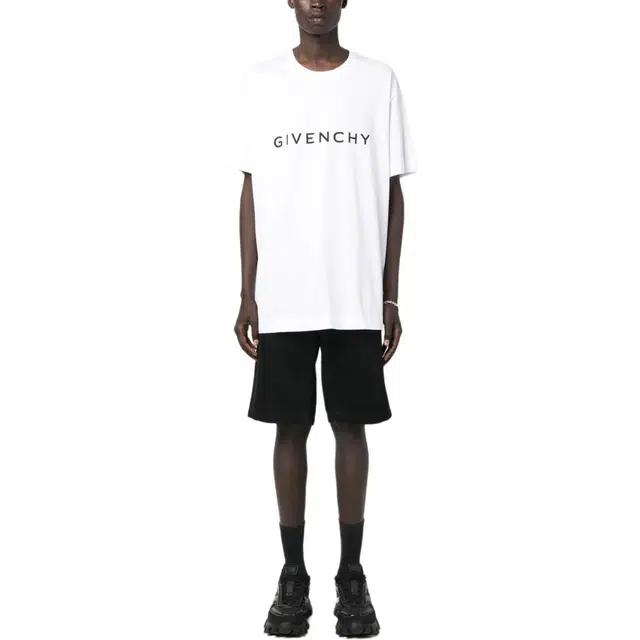 Givenchy SS23 LogoT