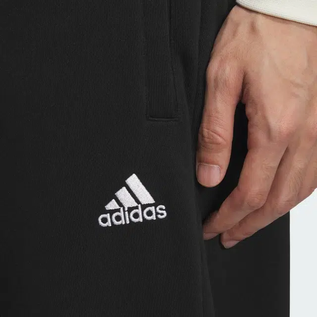 adidas Logo