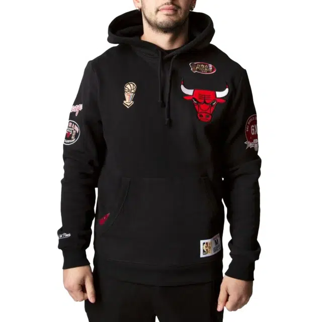 Mitchell Ness Logo