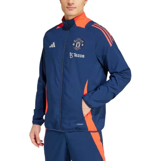 adidas Manchester UnitedTiro 24 logo