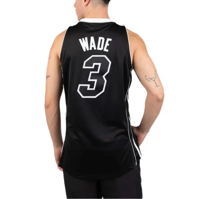 Mitchell Ness x NBA T