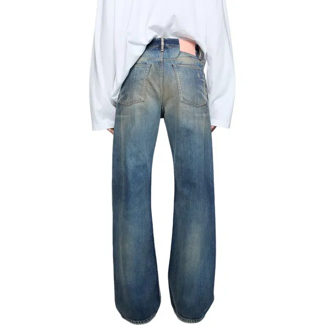 Acne Studios