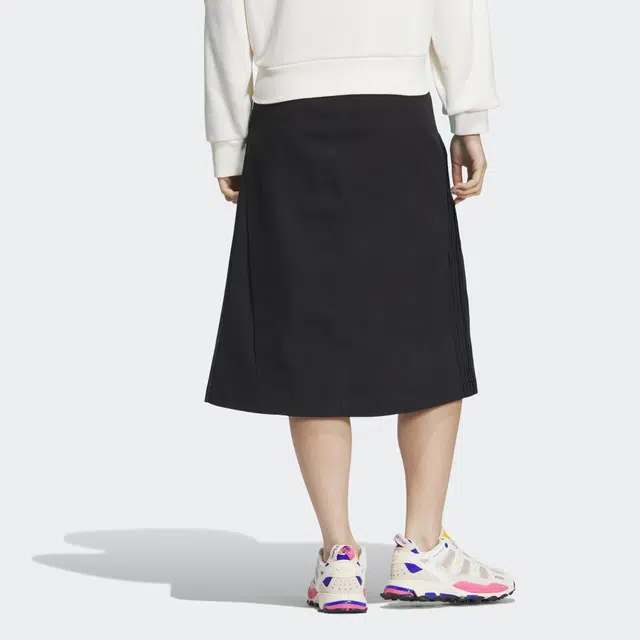 adidas originals SS24 V-Day Skirt