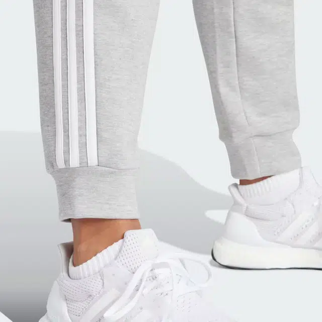 adidas Future Icons 3-Stripes Regular Pants