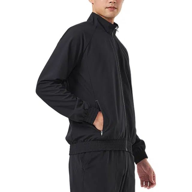 DECATHLON