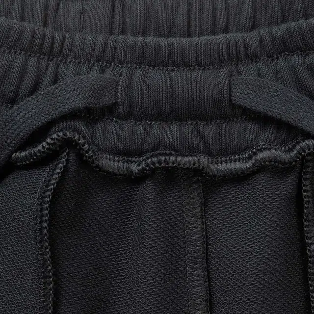 儿童款 李宁儿童针织运动裤 运动生活系列 时尚潮流系列 字母印花休闲宽松束脚