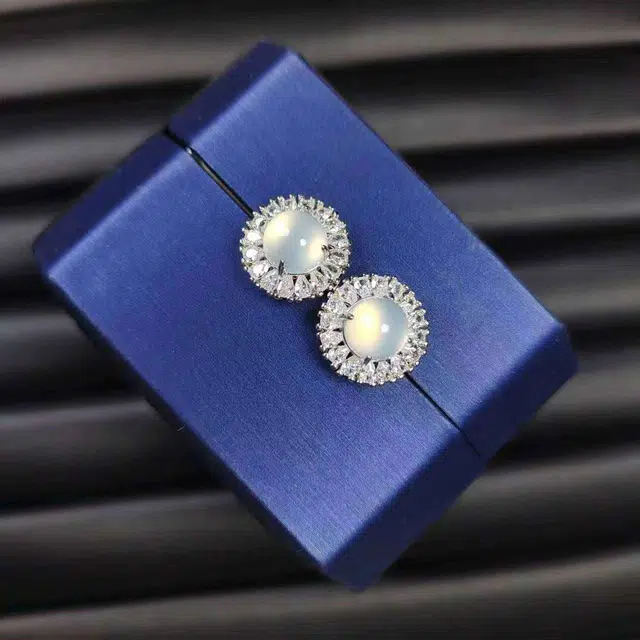 识恩 白月光轻奢复古国风气质民族风汉服优雅小众清冷高级感温婉细腻#好运 玉髓 耳钉 女款