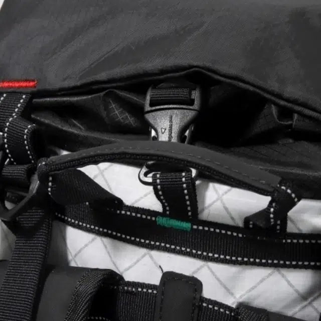 and wander ECOPAK 30L