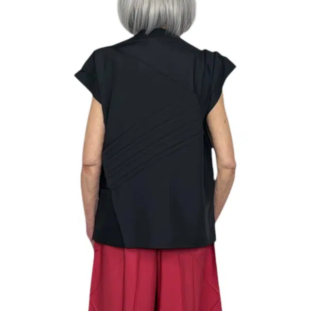 ISSEY MIYAKE SS23 T