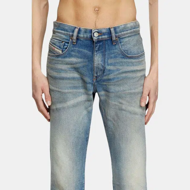 DIESEL Slim Mid-Rise Jeans