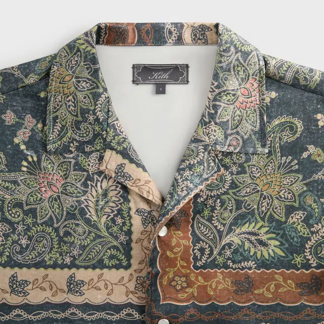 KITH SS25 Panelled Bandana Thompson Camp Collar