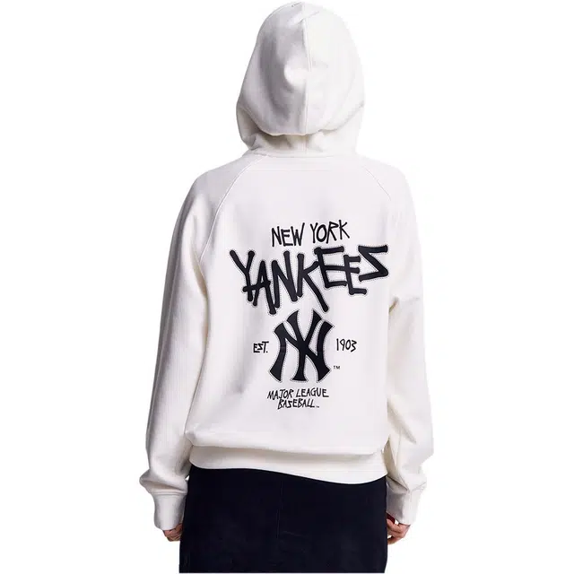 MLB
