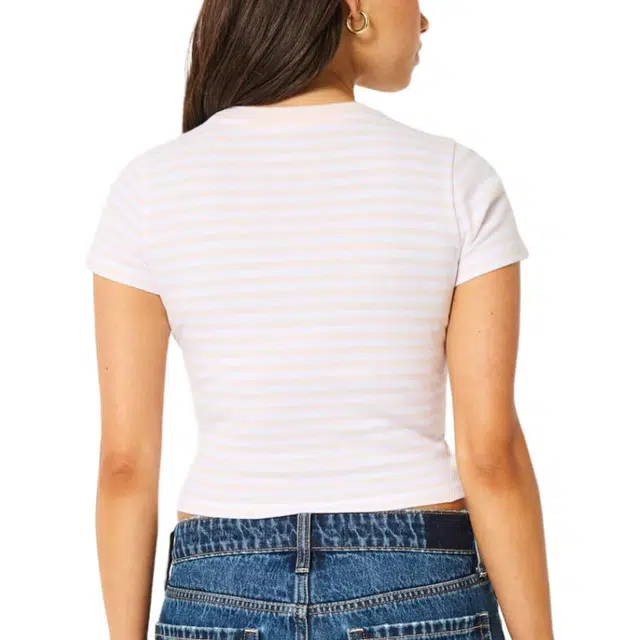 Hollister T