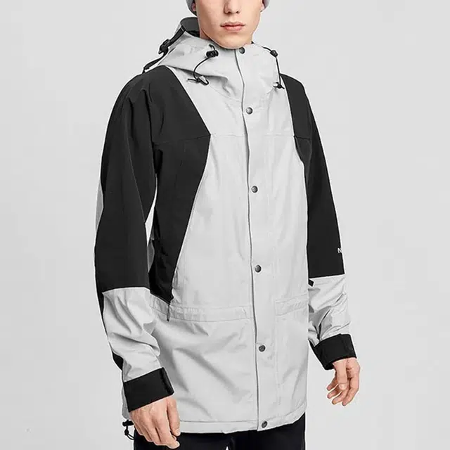 THE NORTH FACE