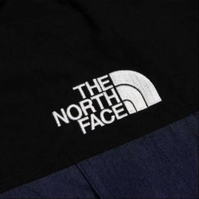 THE NORTH FACE