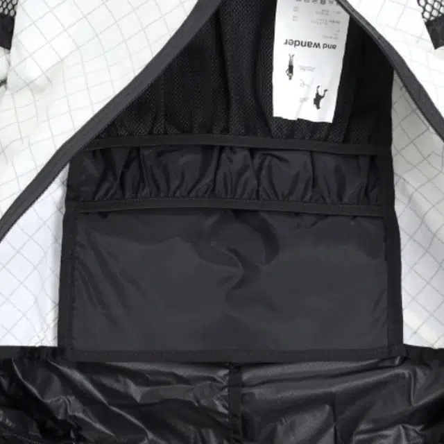 and wander ECOPAK 30L