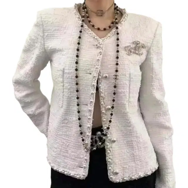 CHANEL 25P