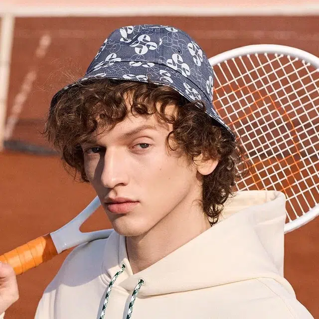 ellesse
