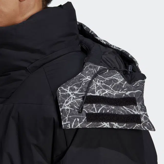 adidas Terrex and wander Logo