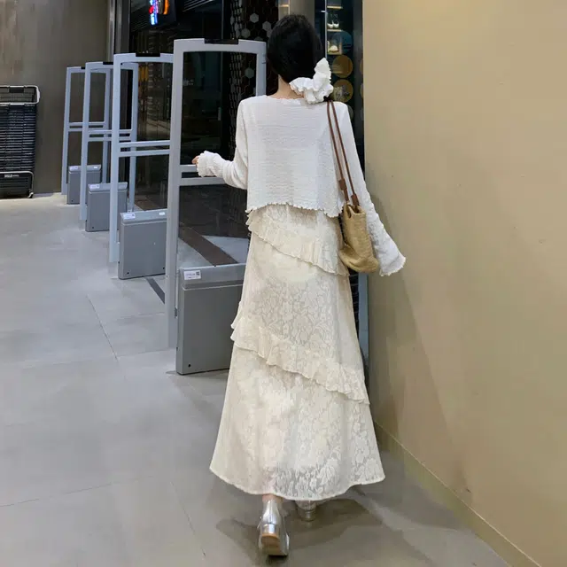 古莲菲 时尚舒适长袖上衣气质百搭裙子裙装套装 女款 白色+杏色