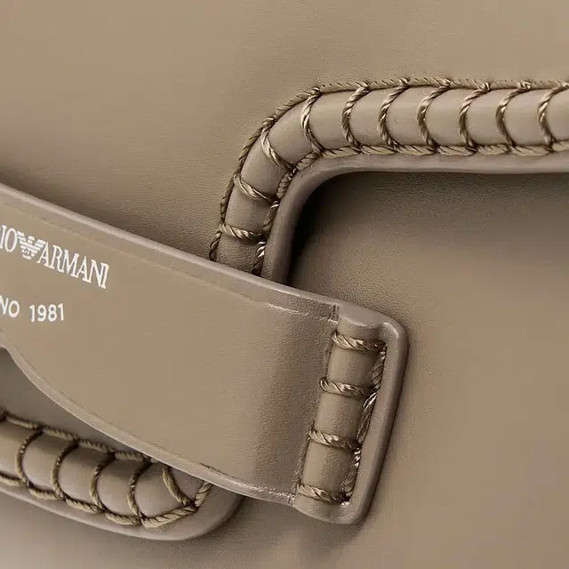 EMPORIO ARMANI