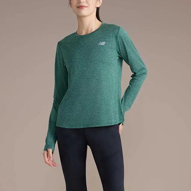 New Balance logo T