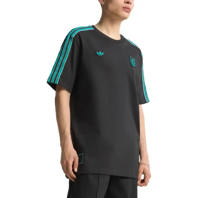 adidas originals x LIVERPOOL FC FW25 TERRACE ICONS T-SHIRT T