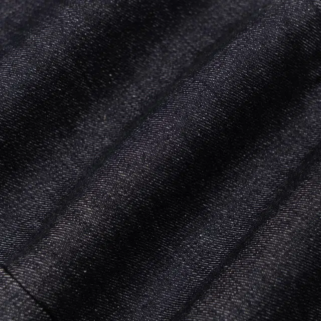 ARMANI EXCHANGE SS22