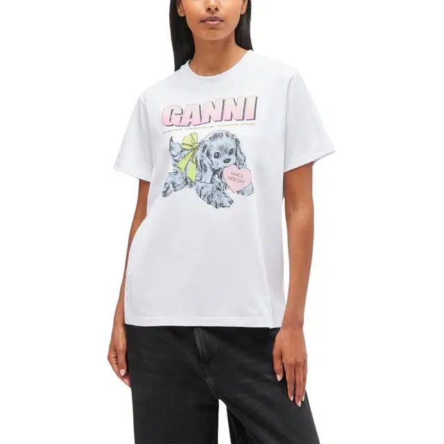 GANNI T