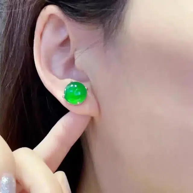 识恩 简约精致轻奢复古国风气质优雅小众清冷高级感温婉细腻#好运 玉髓 耳钉 男女同款情侣款