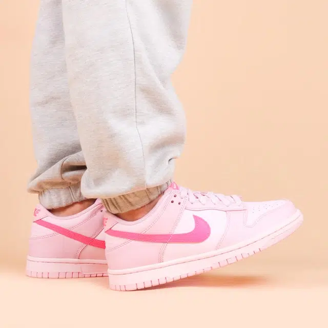 Nike Dunk Low Triple Pink GS