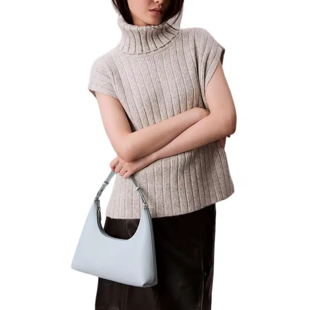 CALVIN KLEIN PU