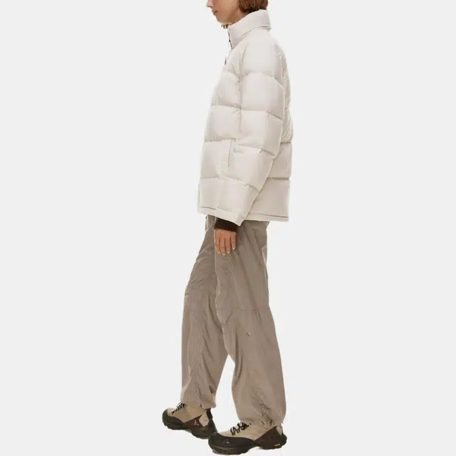 Aritzia Super Puff cliMATTE