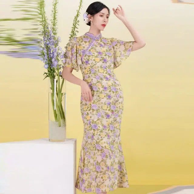 四美子 短袖鱼尾连衣裙吊带连衣裙裙装套装 女款 花折柔