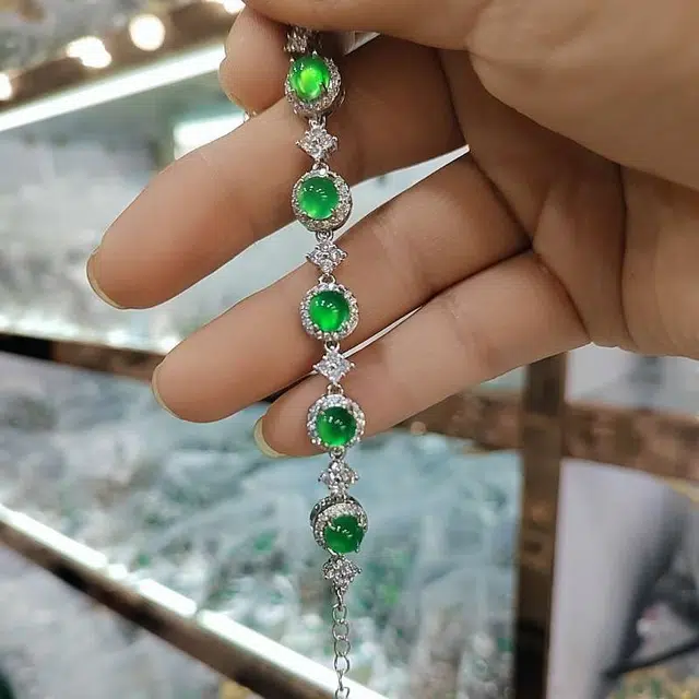 识恩 薄荷冰爱丽丝多子多福 新中式轻奢高级感国潮复古风＃好运 精致简约时尚气质优雅温婉小众设计 玉髓 手链 女款