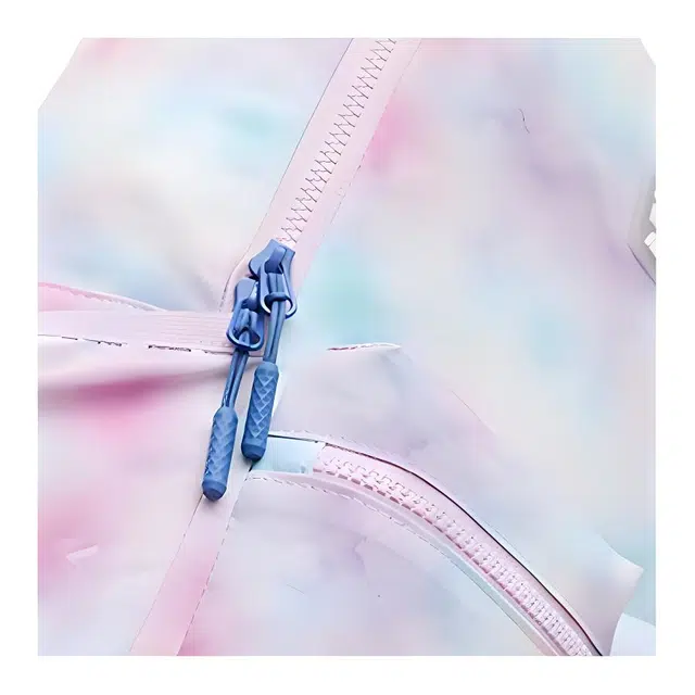 安踏儿童 运动休闲拉链开合可调节肩带 织物 书包背包双肩包 常规 儿童款 粉紫色