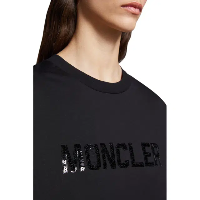 Moncler T