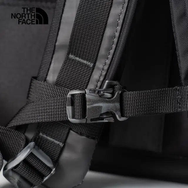 THE NORTH FACE 26L Logo Base Camp