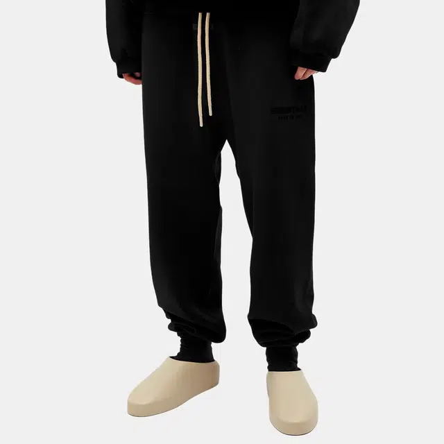 Fear of God Essentials Jet Black