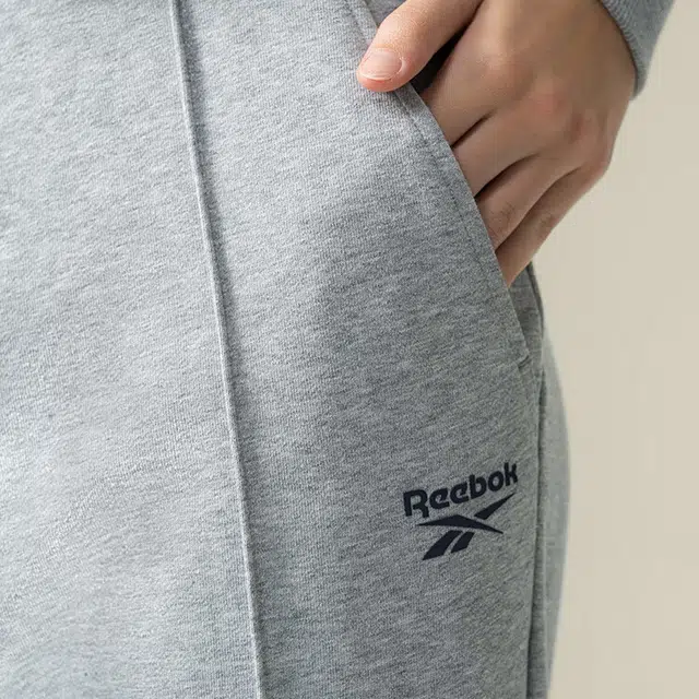 Reebok logo