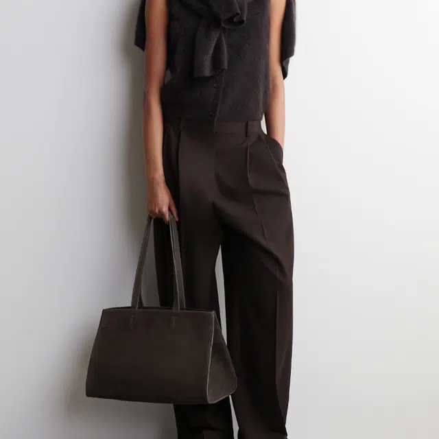 COS tote