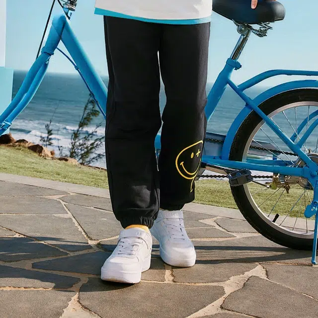 Skechers kids x SmileyWorld -0018