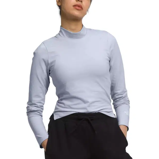 THE NORTH FACE Long-Sleeve Evolution Fitted Mock Neck T