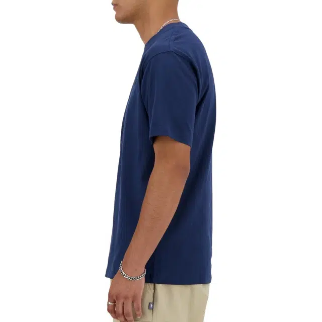 New Balance logo T