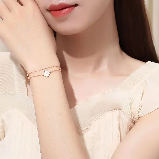 S925