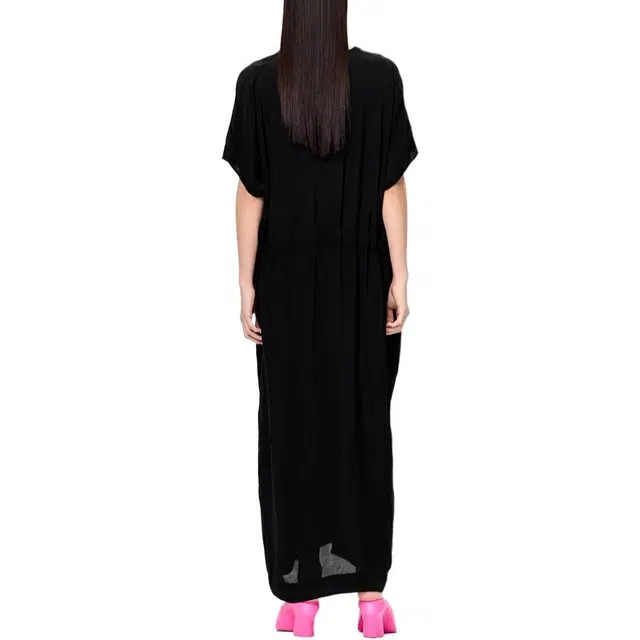 UMA WANG V